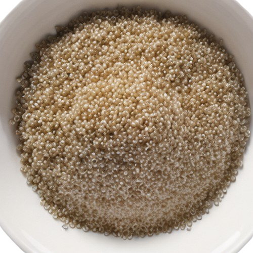 Uncooked quinoa