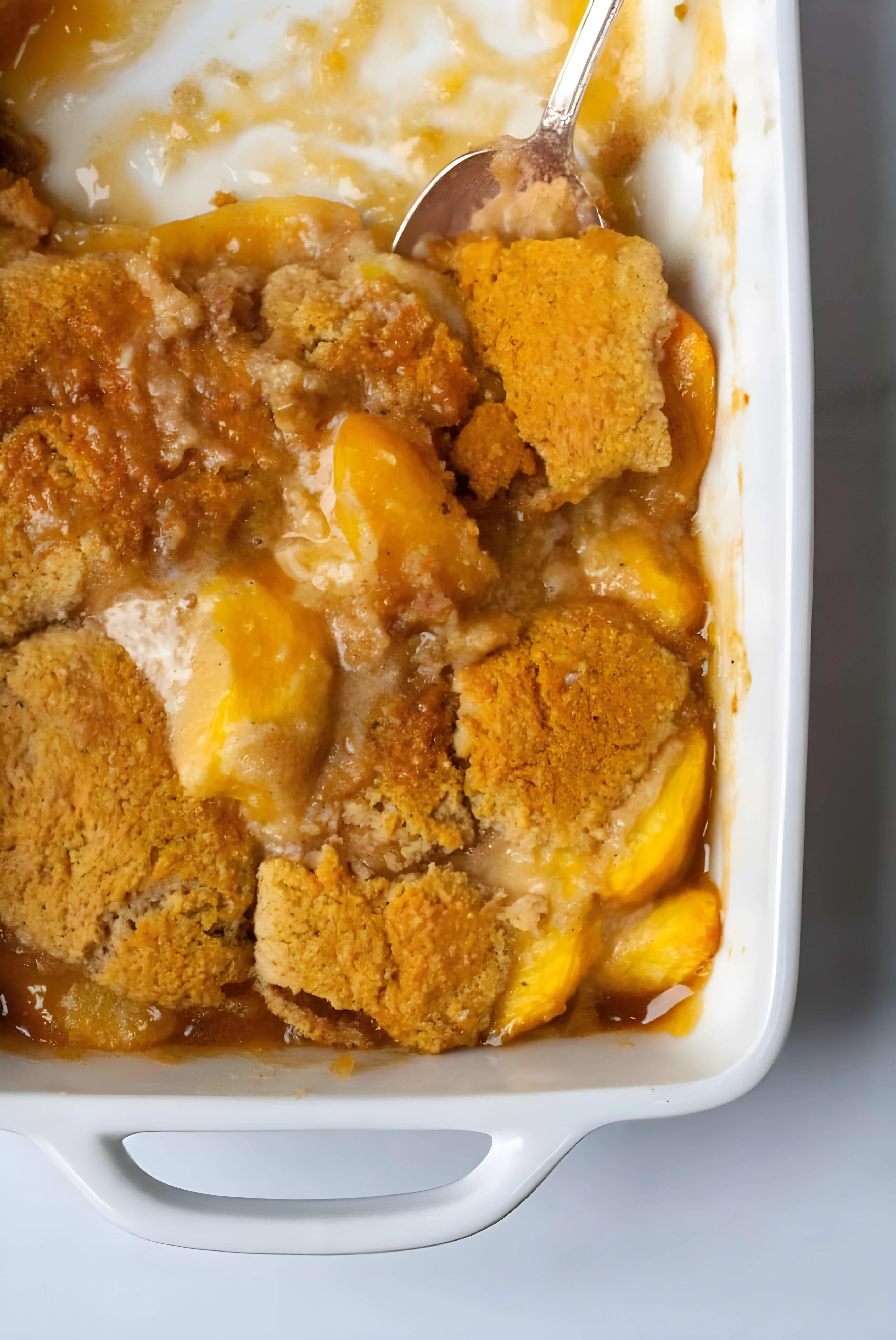 Paleo Vegan Peach Cobbler