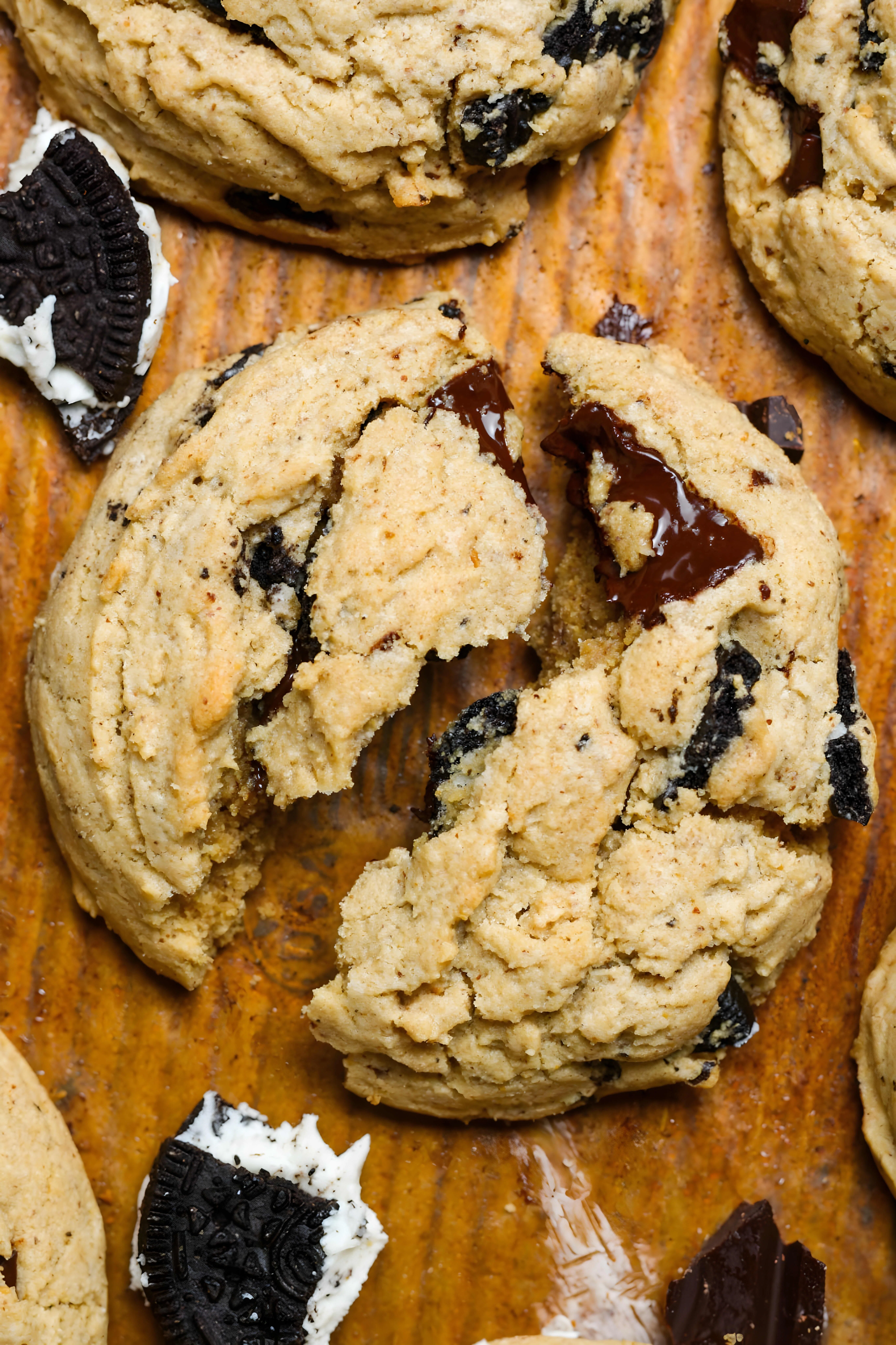 Peanut Butter Oreo Cookies