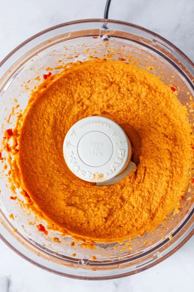 Easy Harissa Hummus