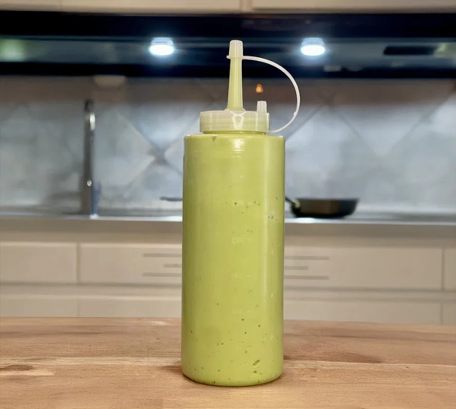 Creamy Avocado Garlic Sauce