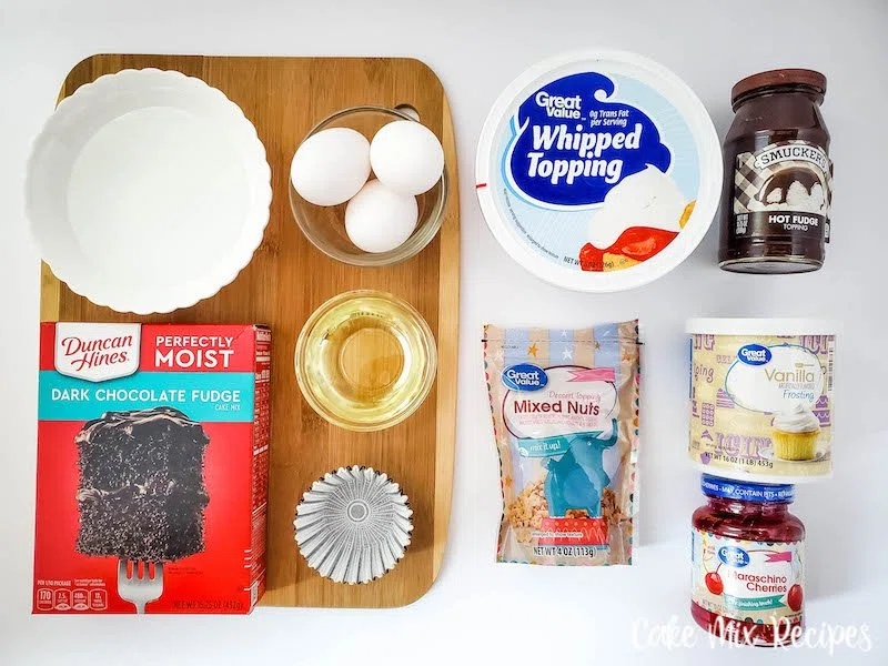 Hot Fudge Sundae Cupcakes