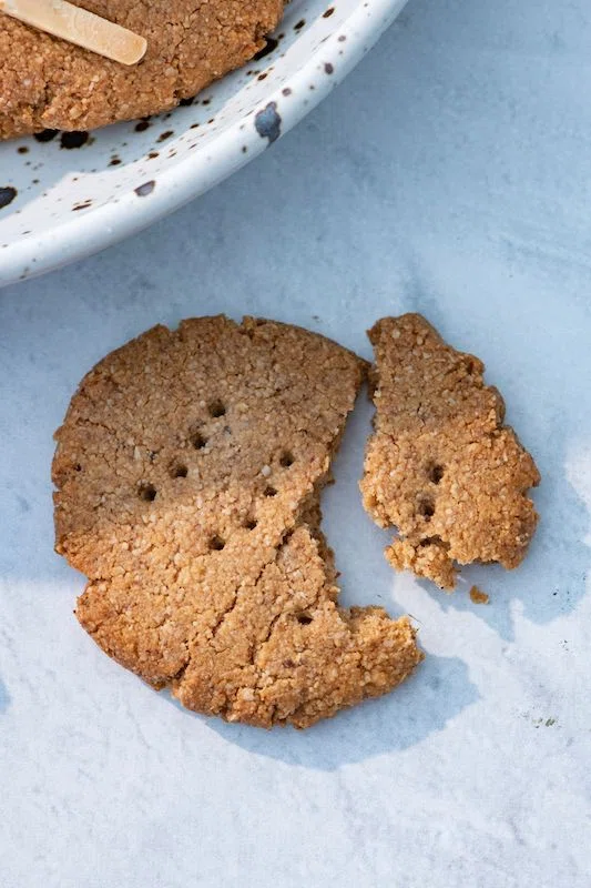 Vegan Almond Cookies