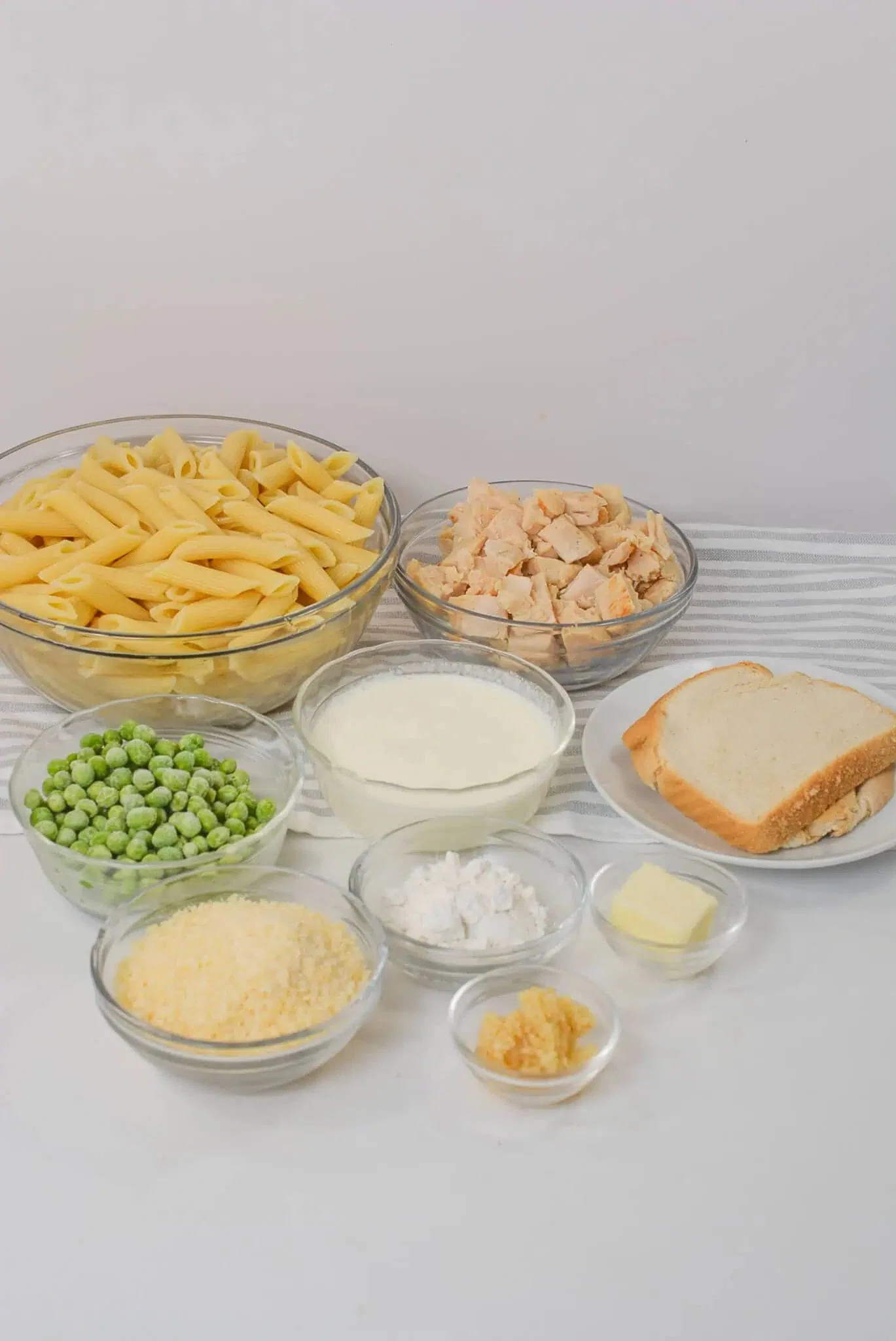 Garlic Parmesan Pasta with Chicken