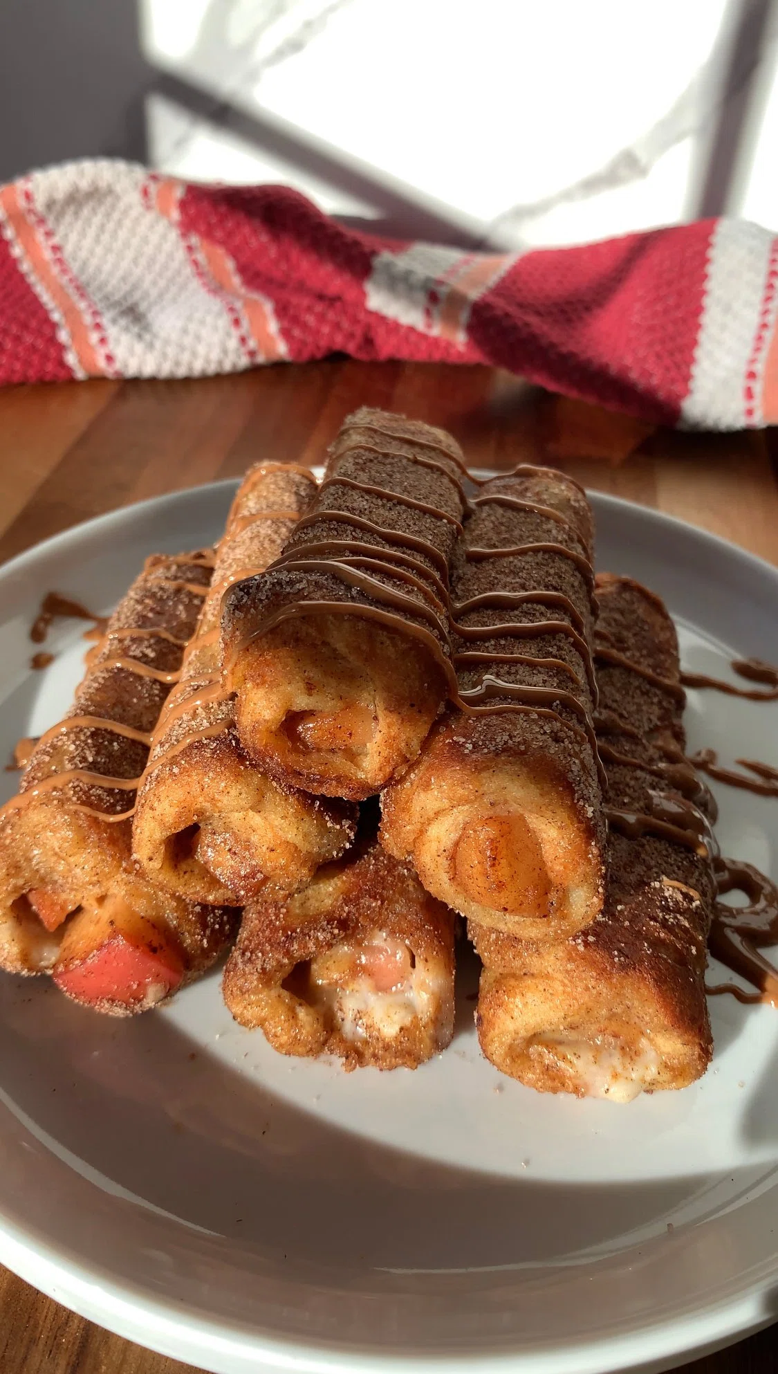 Apple Pie French Toast Roll-Ups
