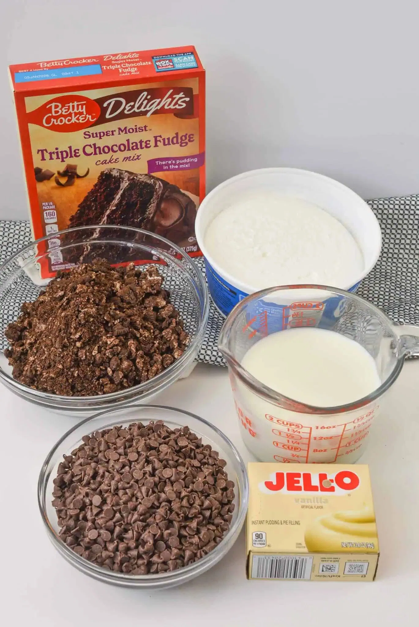 Oreo Dump Cake