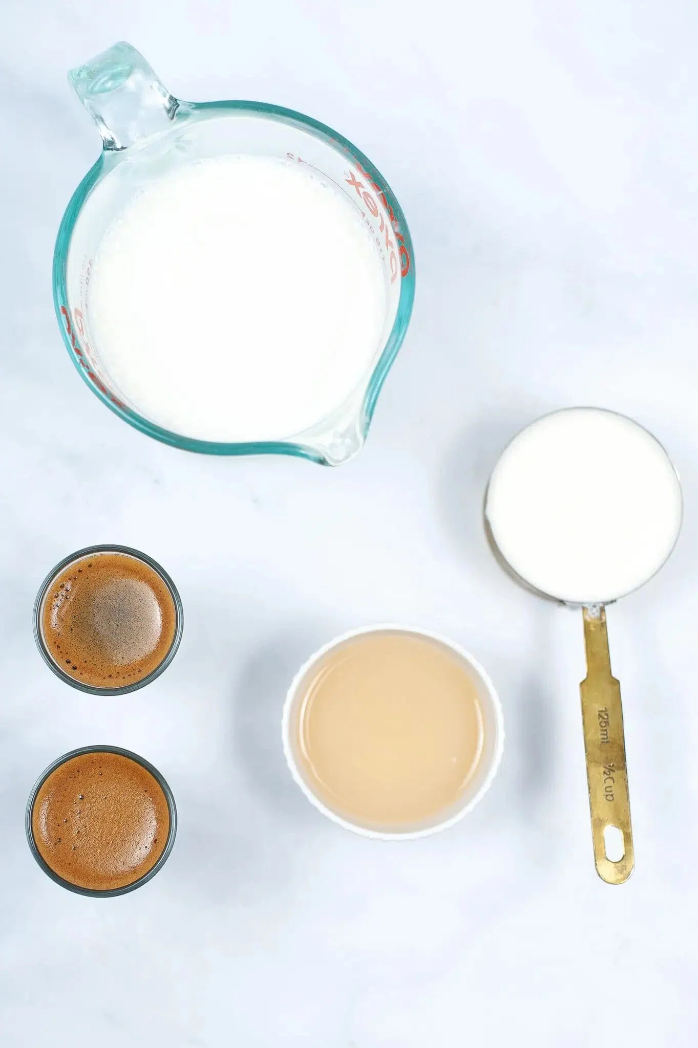 Iced White Chocolate Mocha (Starbucks Copycat)