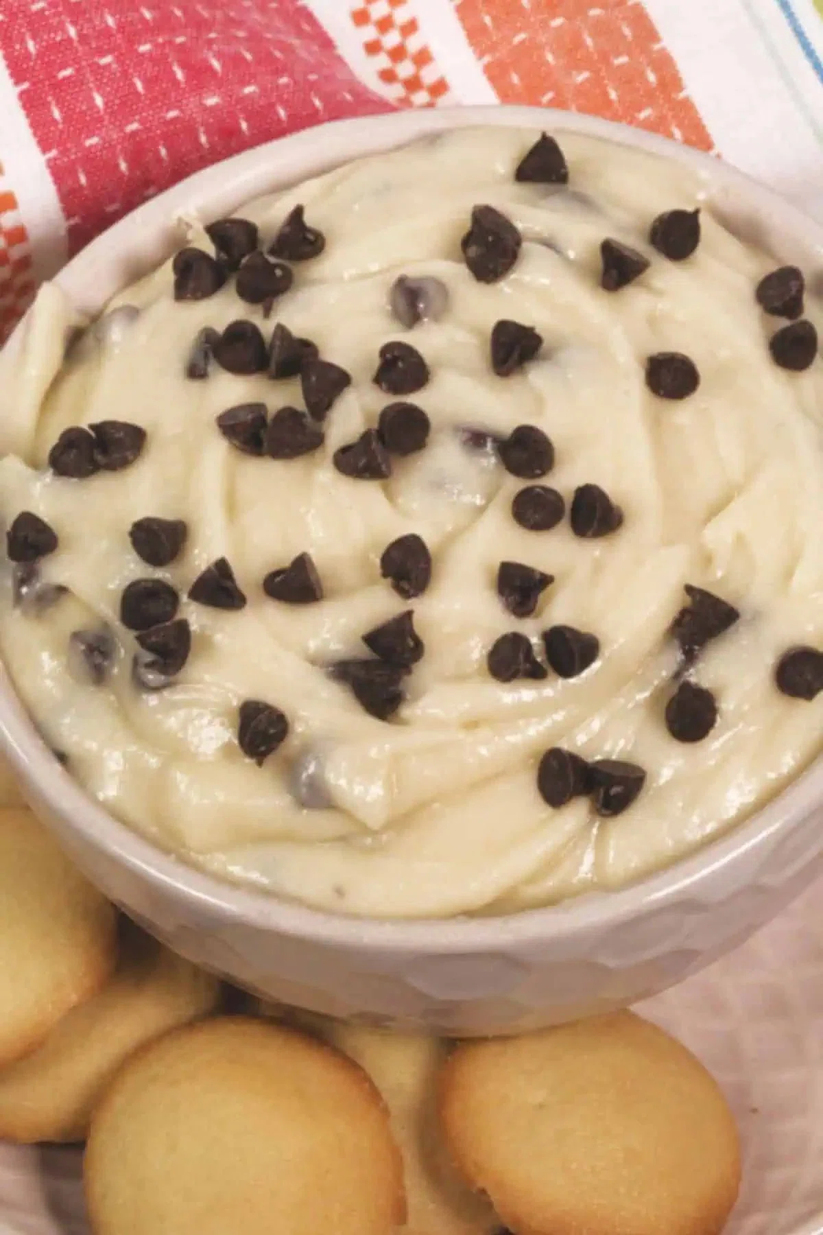 5-Minute Chocolate Chip Dip