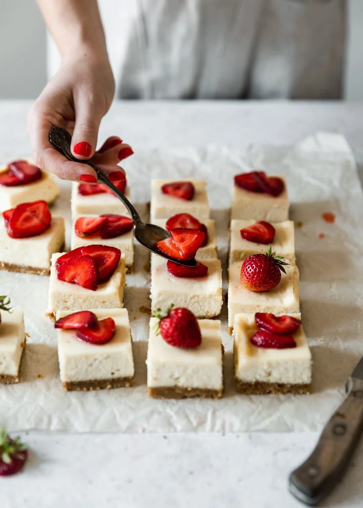 The Best Strawberry Cheesecake Bars