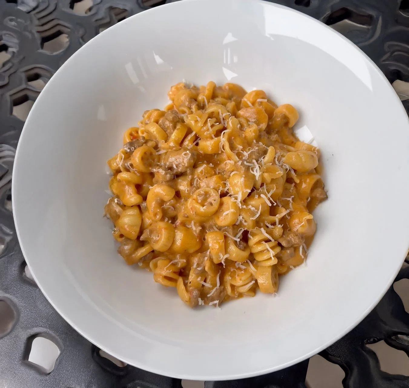 One Pot Cheesy Hamburger Helper Dupe