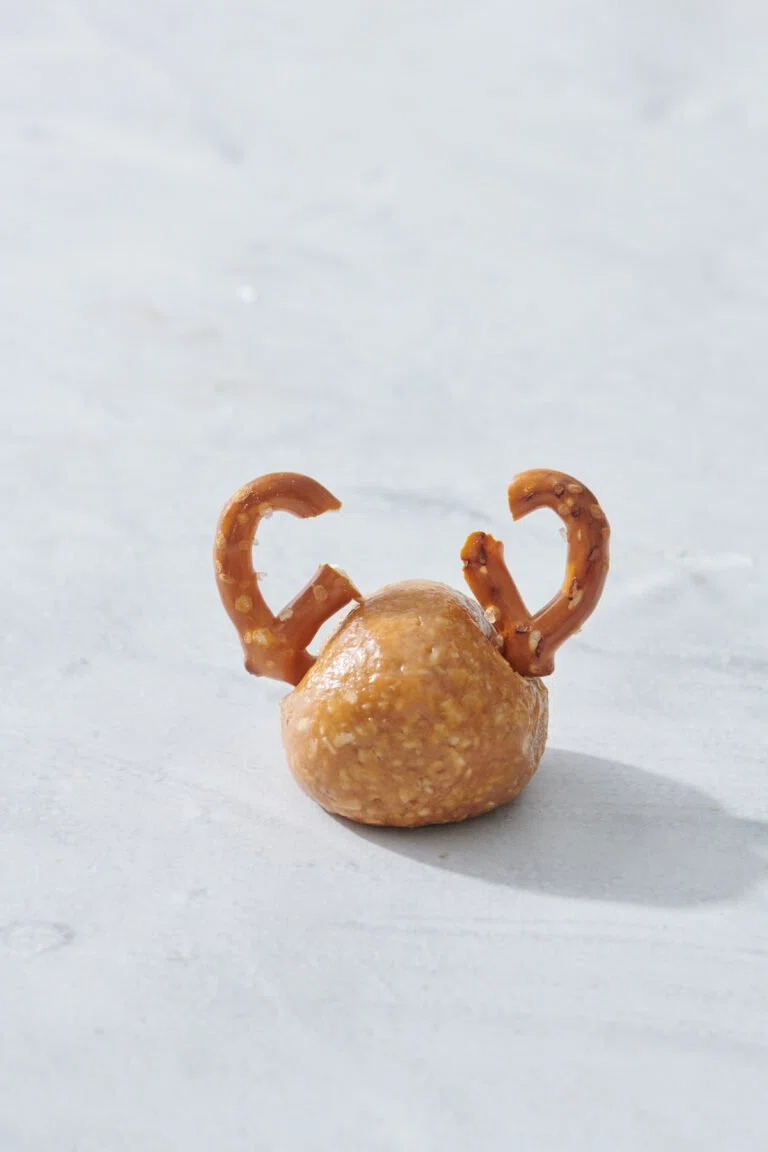 No-Bake Reindeer Bites
