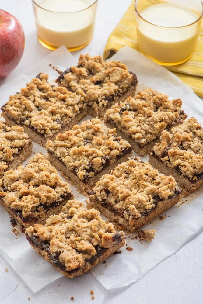 Fruit and Oat Crumble Bars