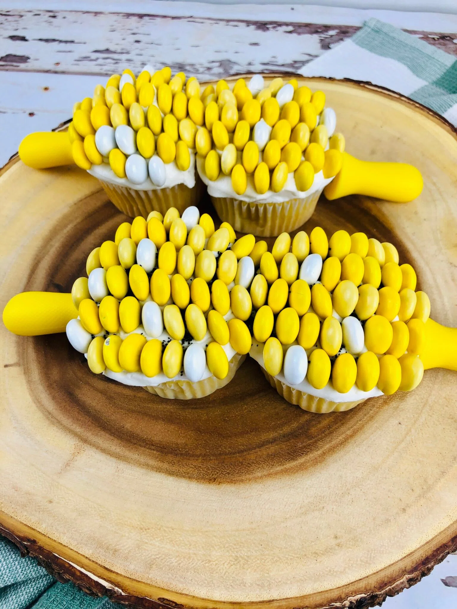 Corn on the Cob Cupcakes