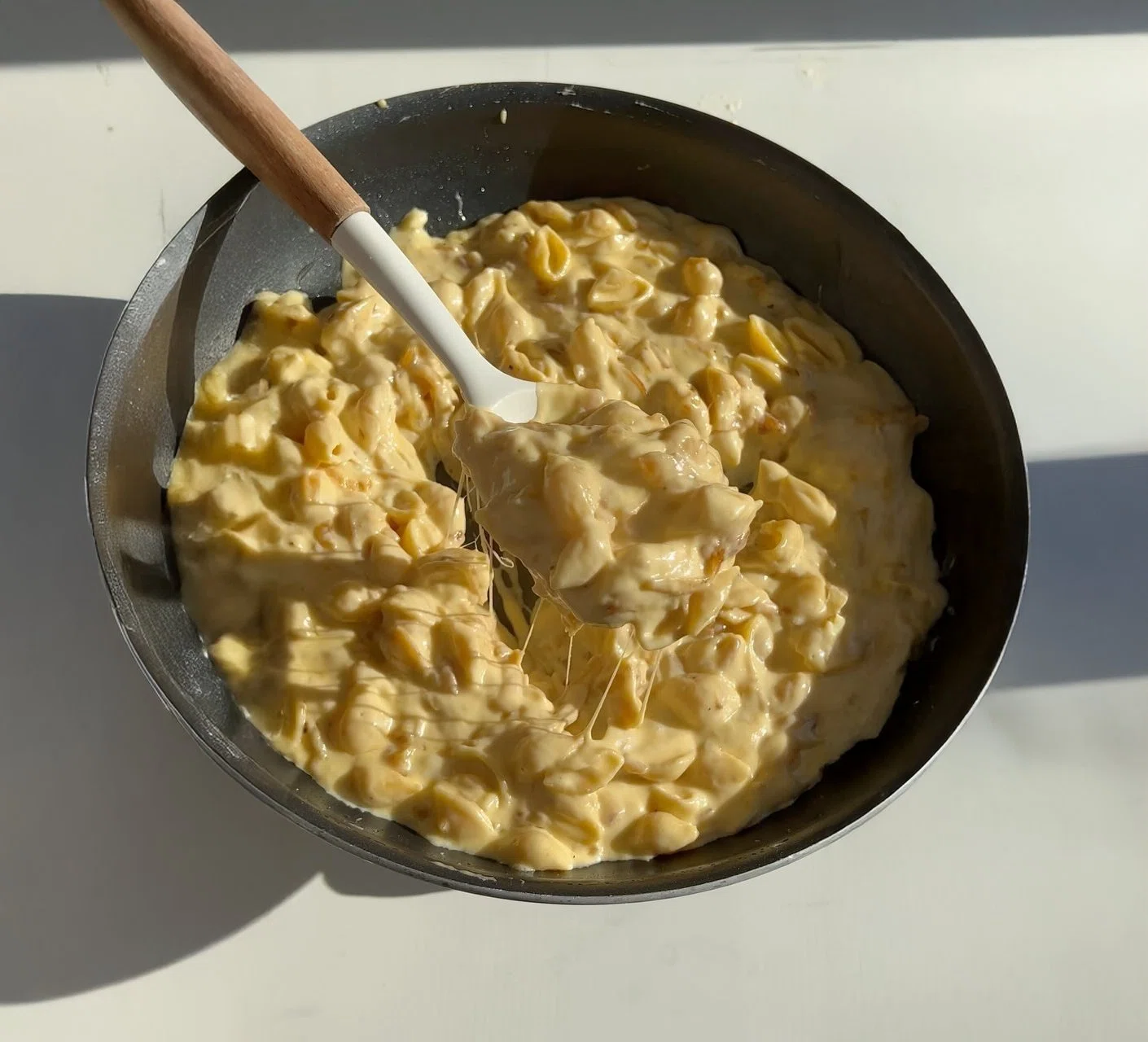Caramelized Onion Mac & Cheese