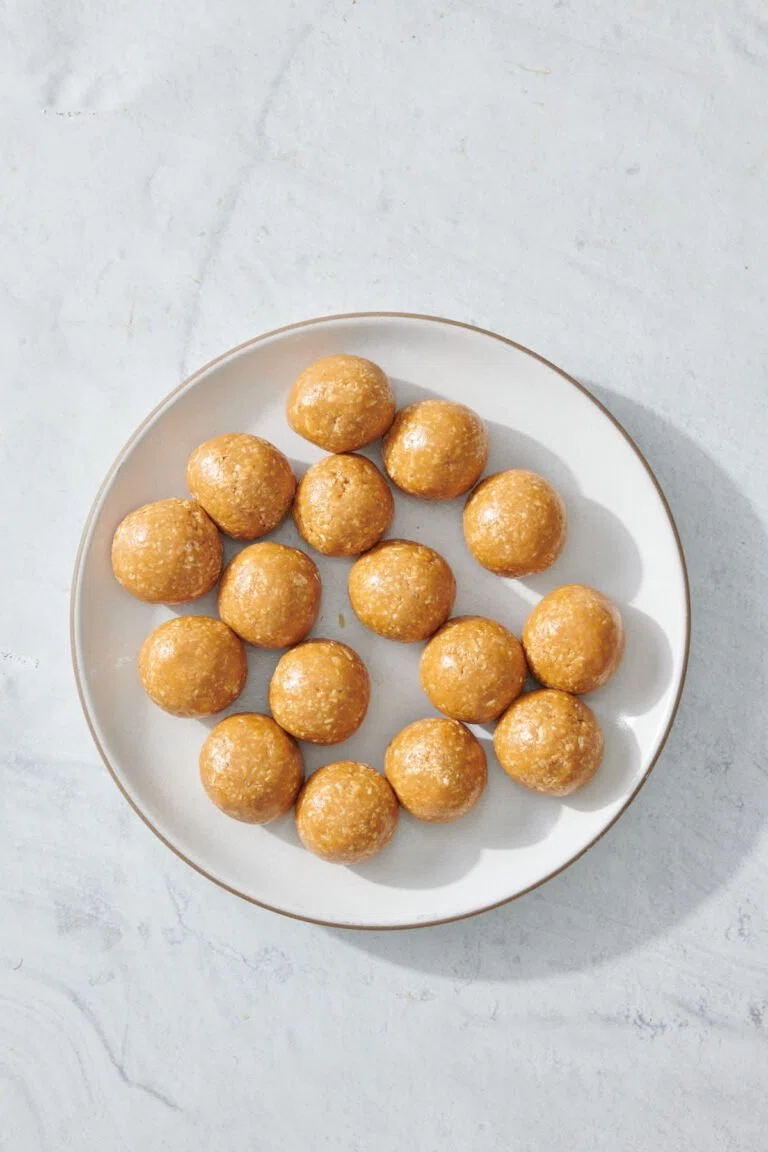 No-Bake Reindeer Bites