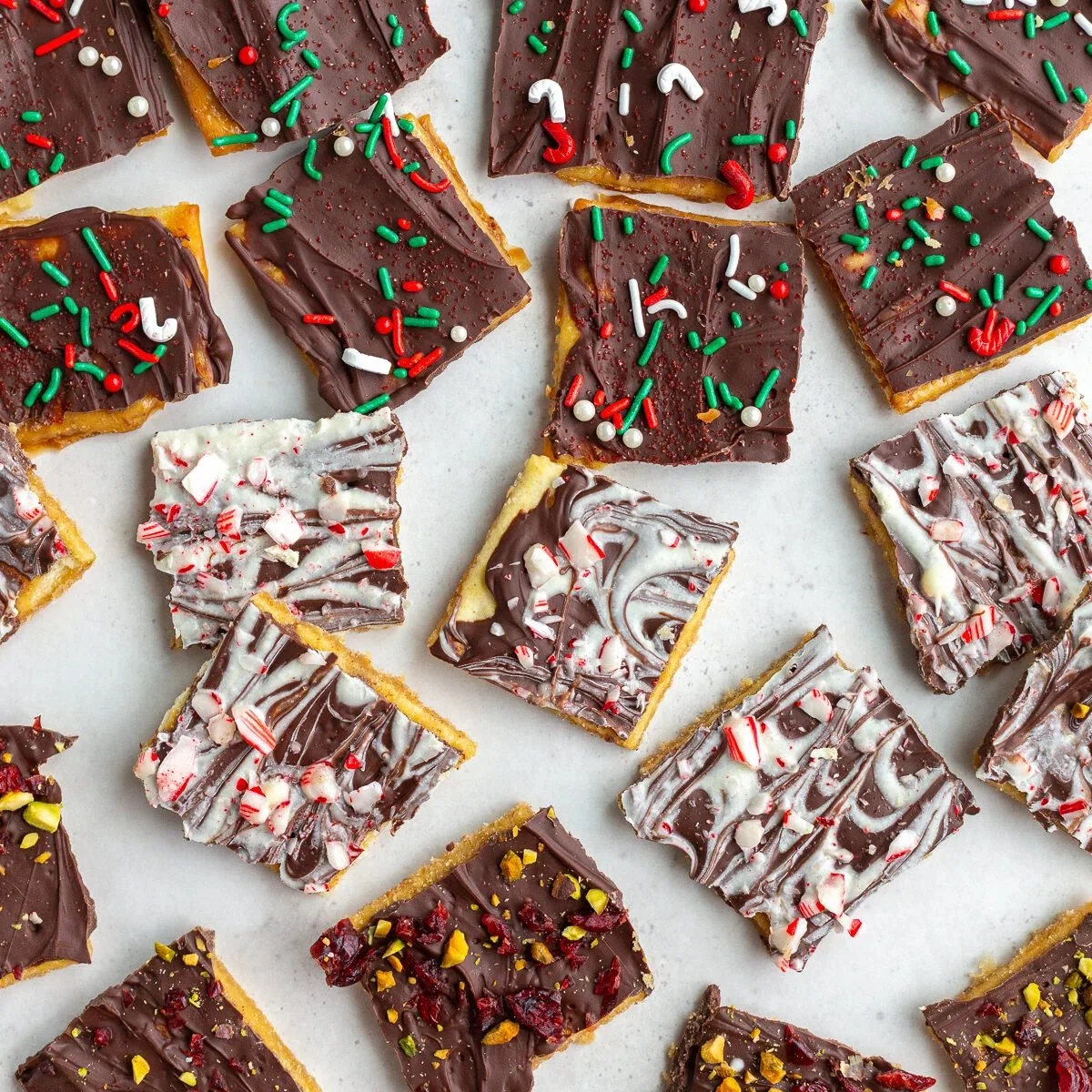 Christmas Cracker Candy (Saltine Toffee Bark!)
