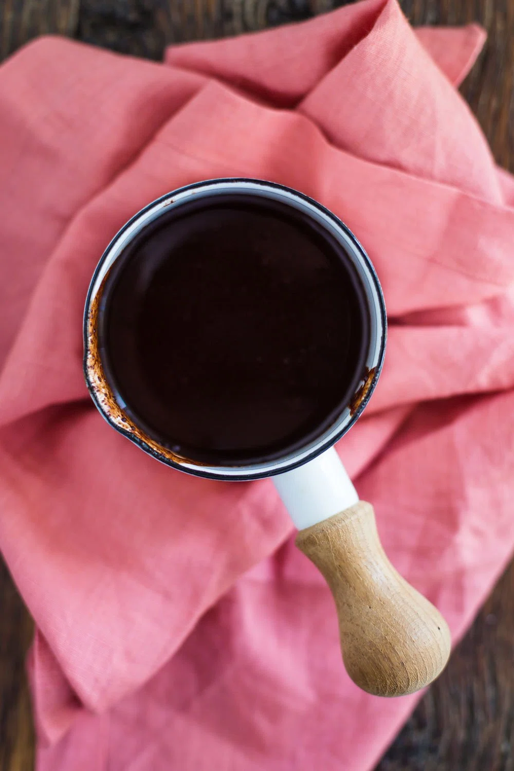 4 Ingredient Vegan Chocolate Syrup