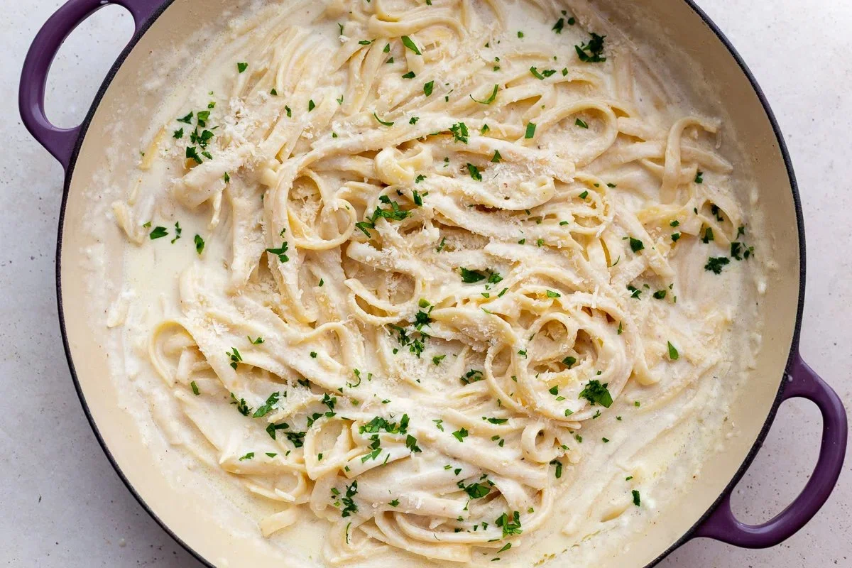 Easy Creamy Homemade Alfredo Sauce