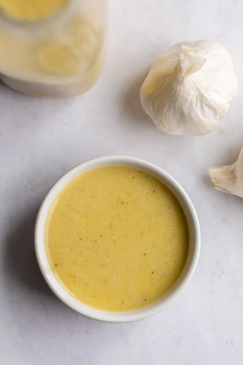Creamy Garlic Dressing