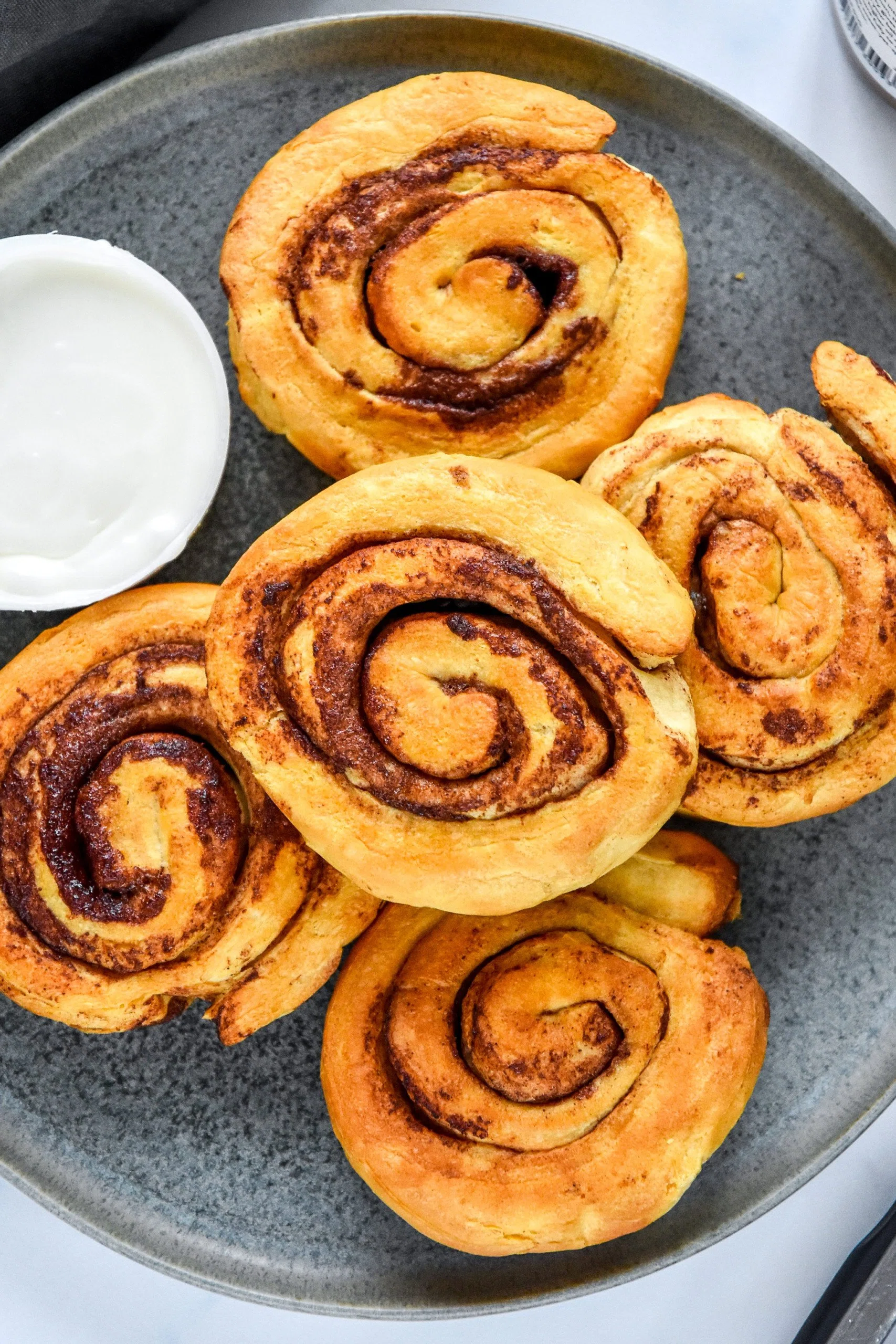 Air Fryer Canned Cinnamon Rolls