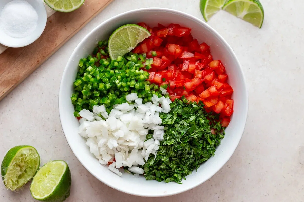 How to Make Pico de Gallo
