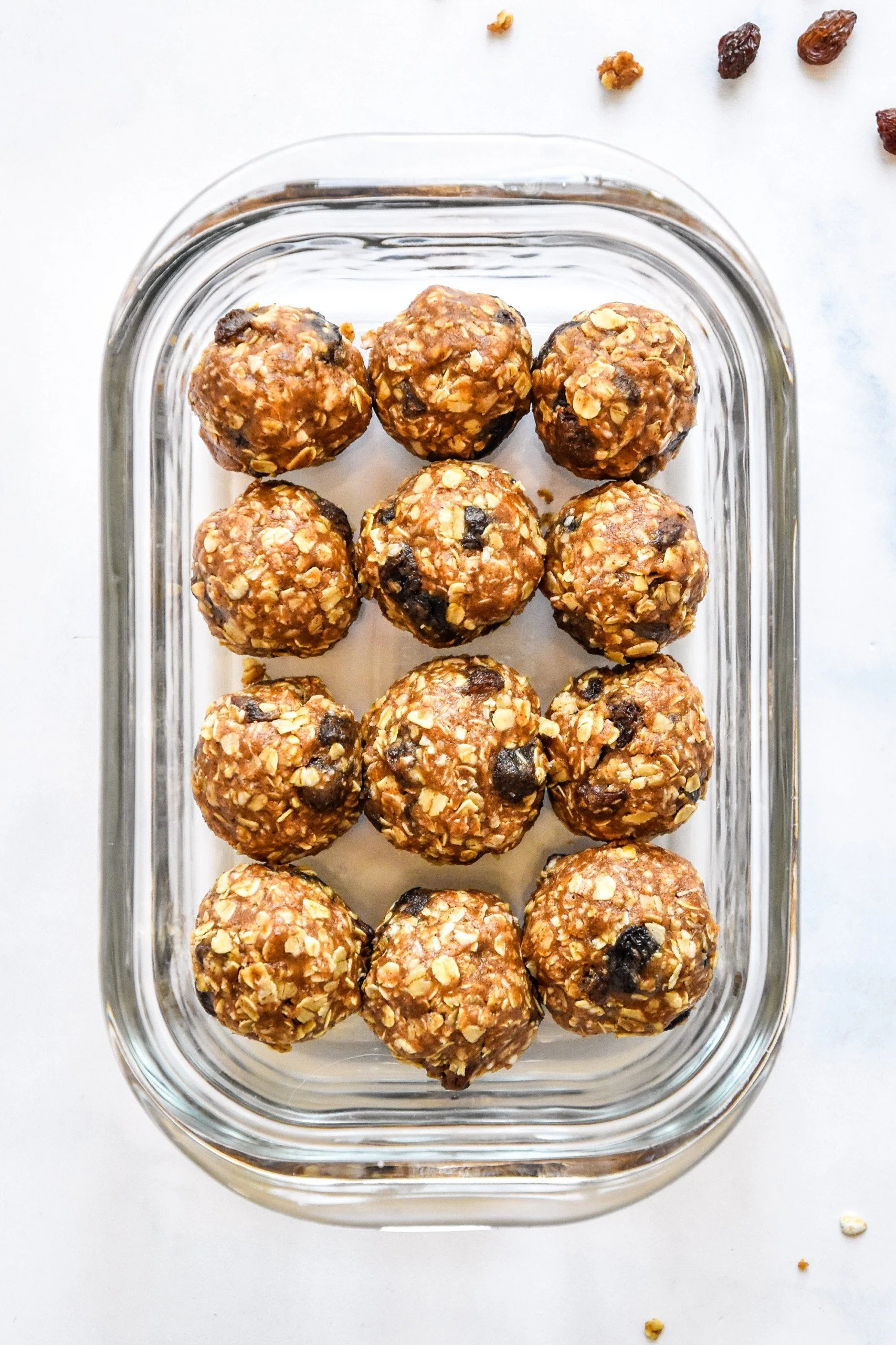 No-Bake Oatmeal Raisin Cookie Balls
