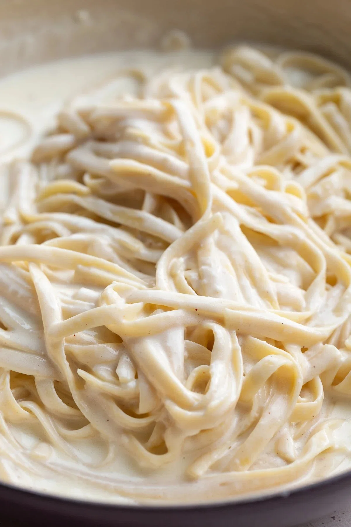 Easy Creamy Homemade Alfredo Sauce