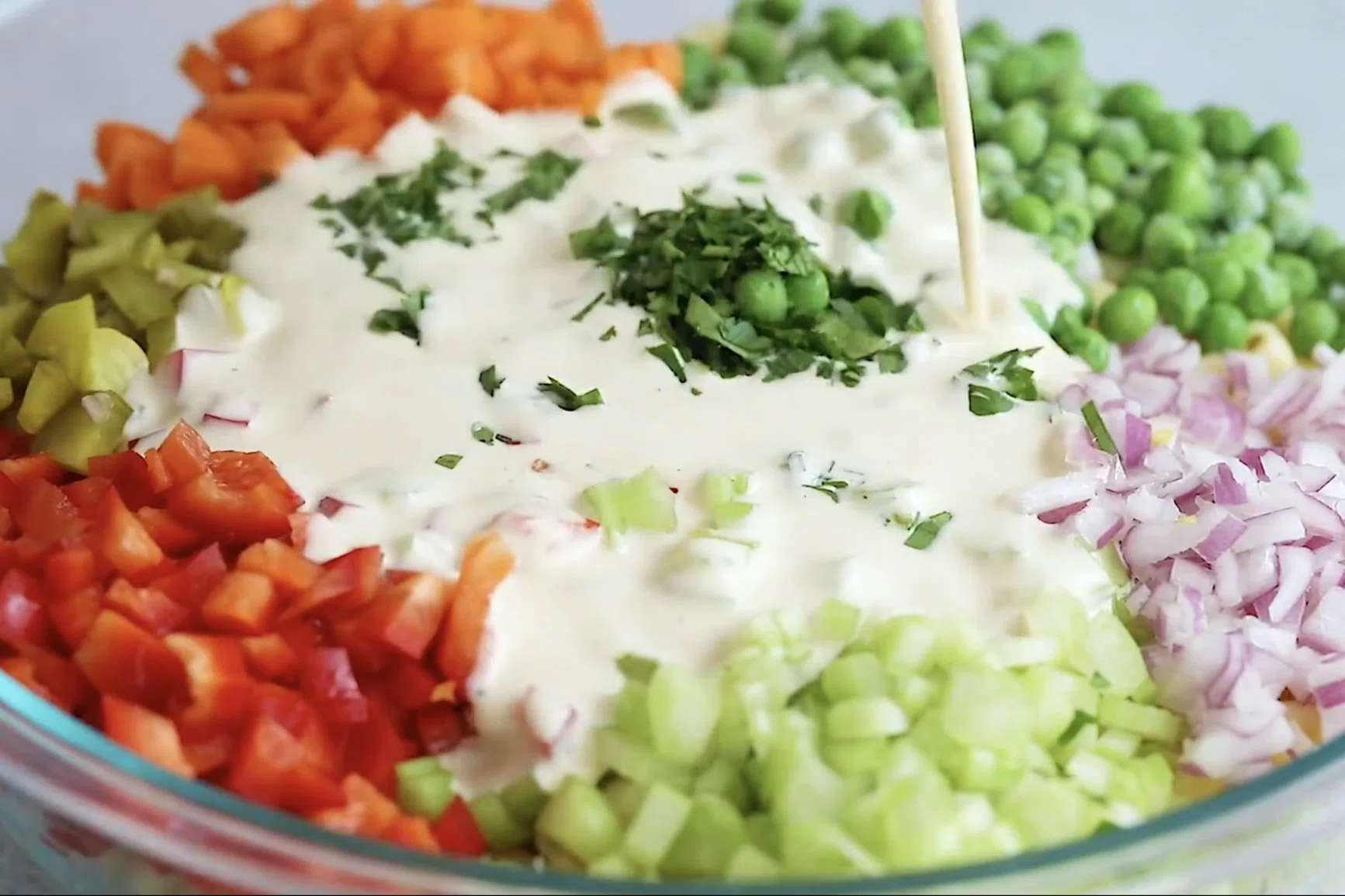 Easy Vegan Macaroni Salad