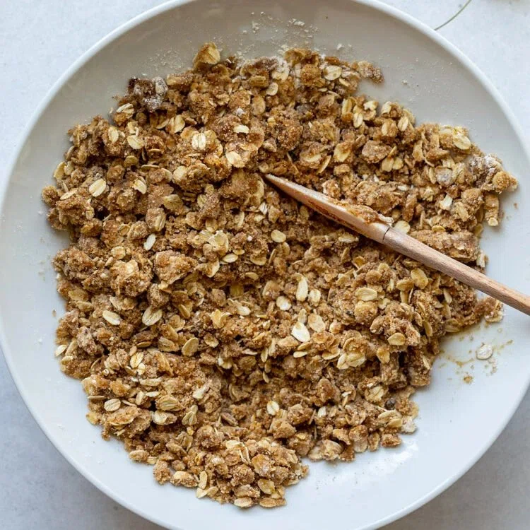Easy Cherry Crisp Recipe
