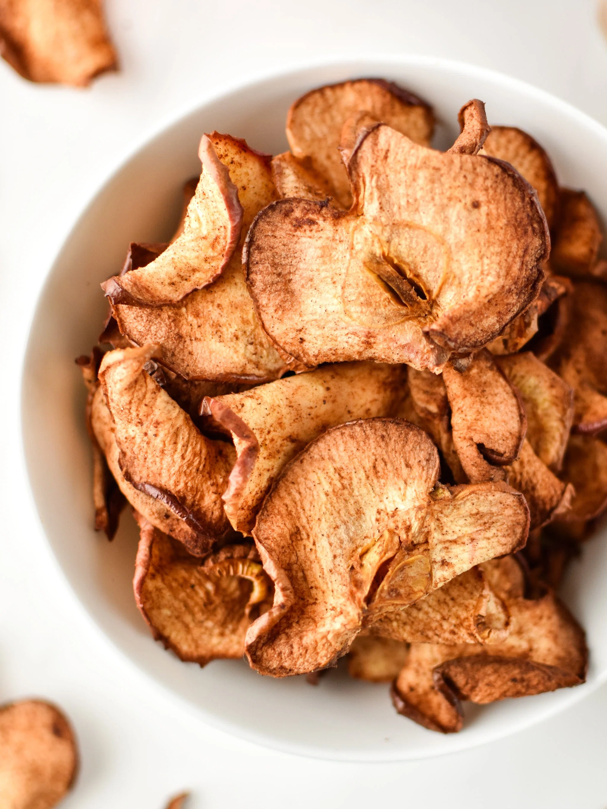 How to Make Apple Chips in an Air Fryer