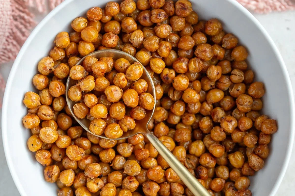 Crispy Chickpeas (Oven Roasted)