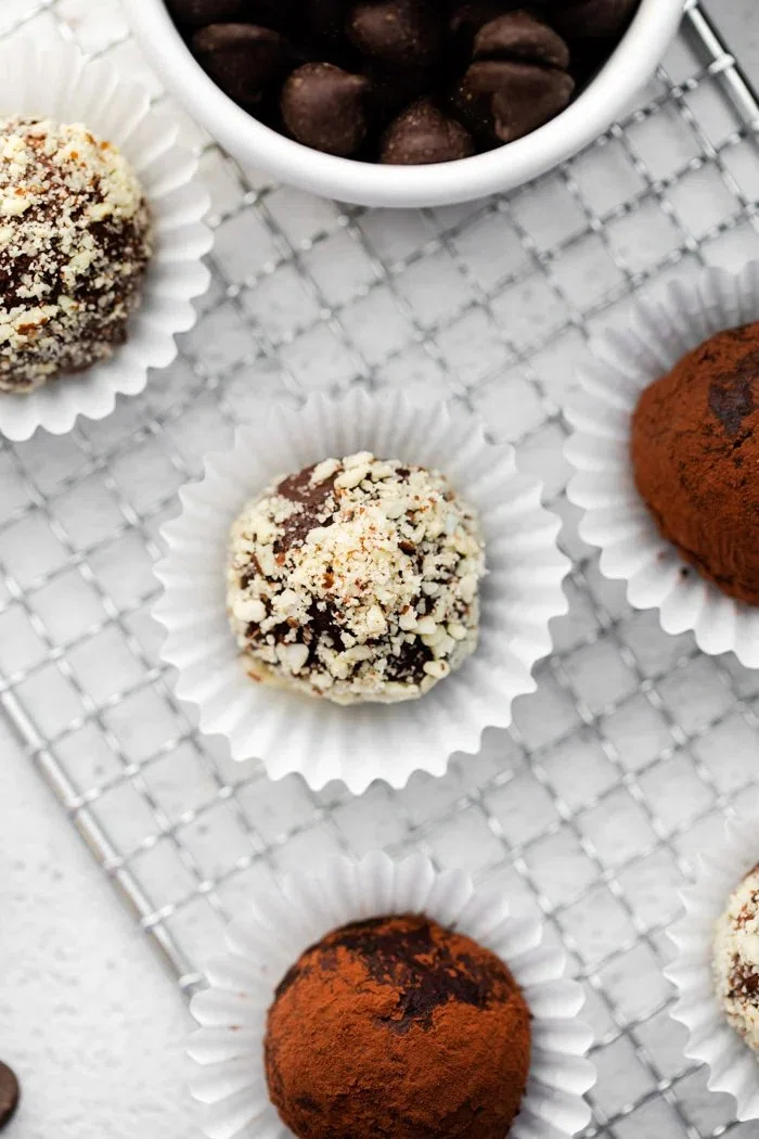 Amaretto Chocolate Truffles
