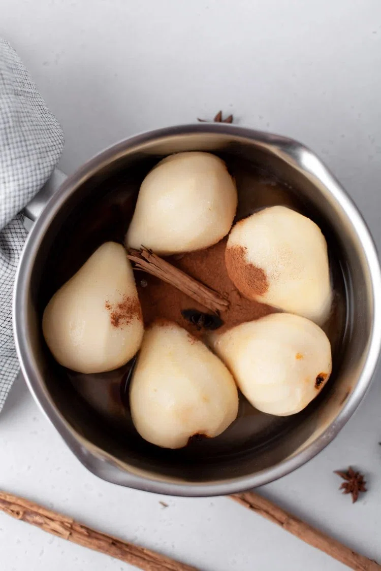 Vanilla Poached Pears
