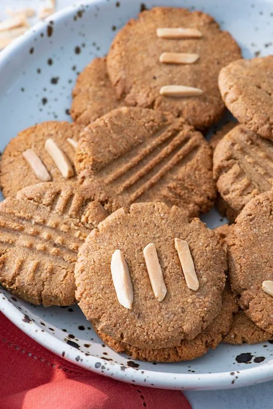 Vegan Almond Cookies