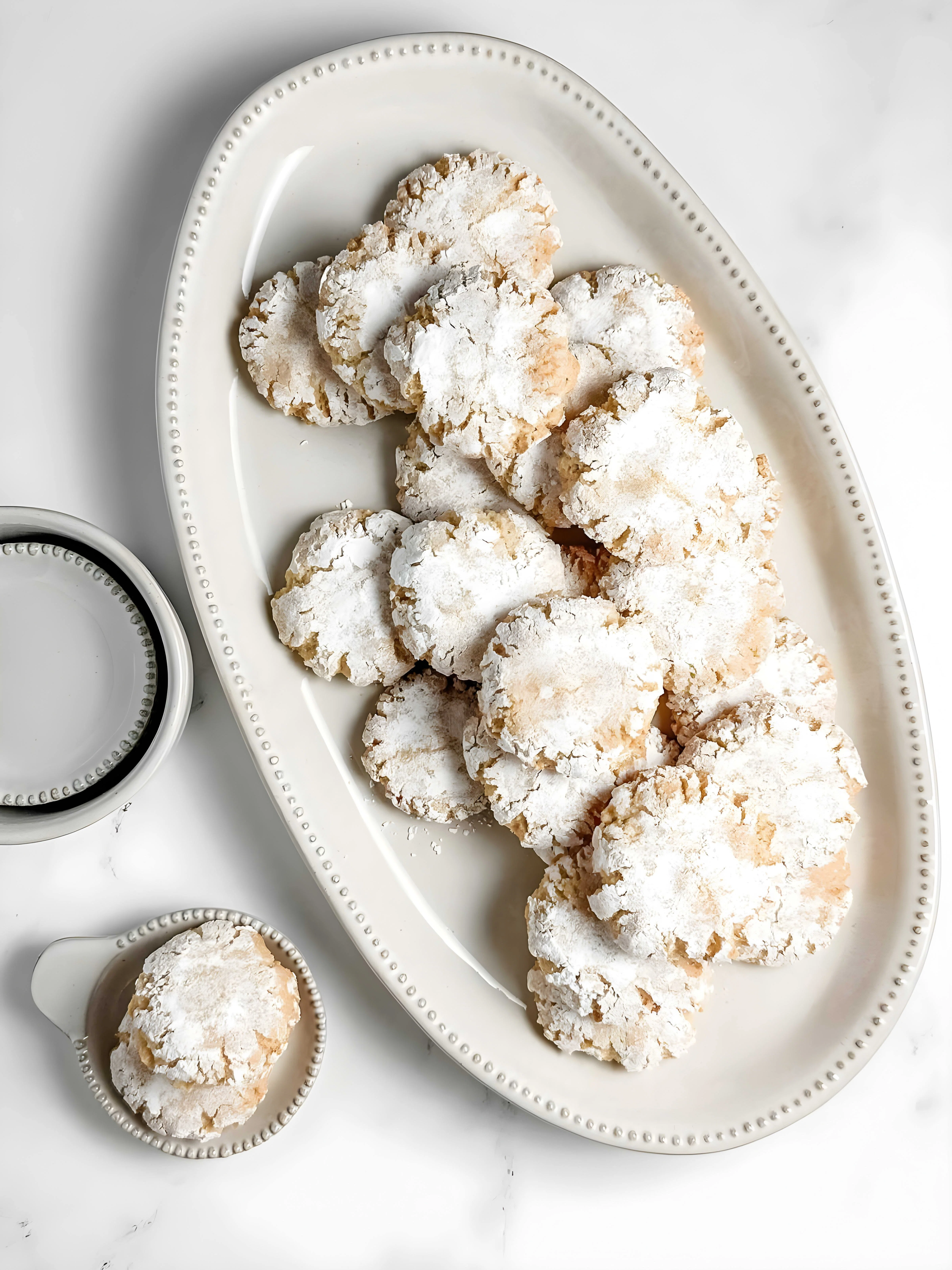 Amaretti Cookies