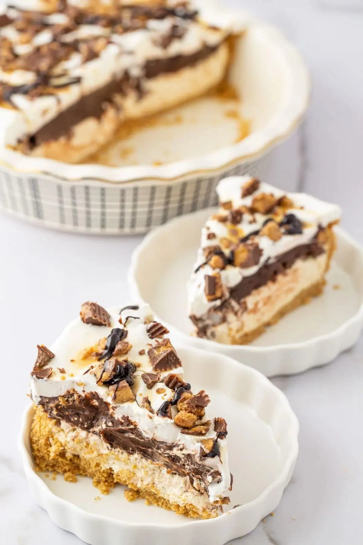 No-Bake Chocolate and Peanut Butter Pie