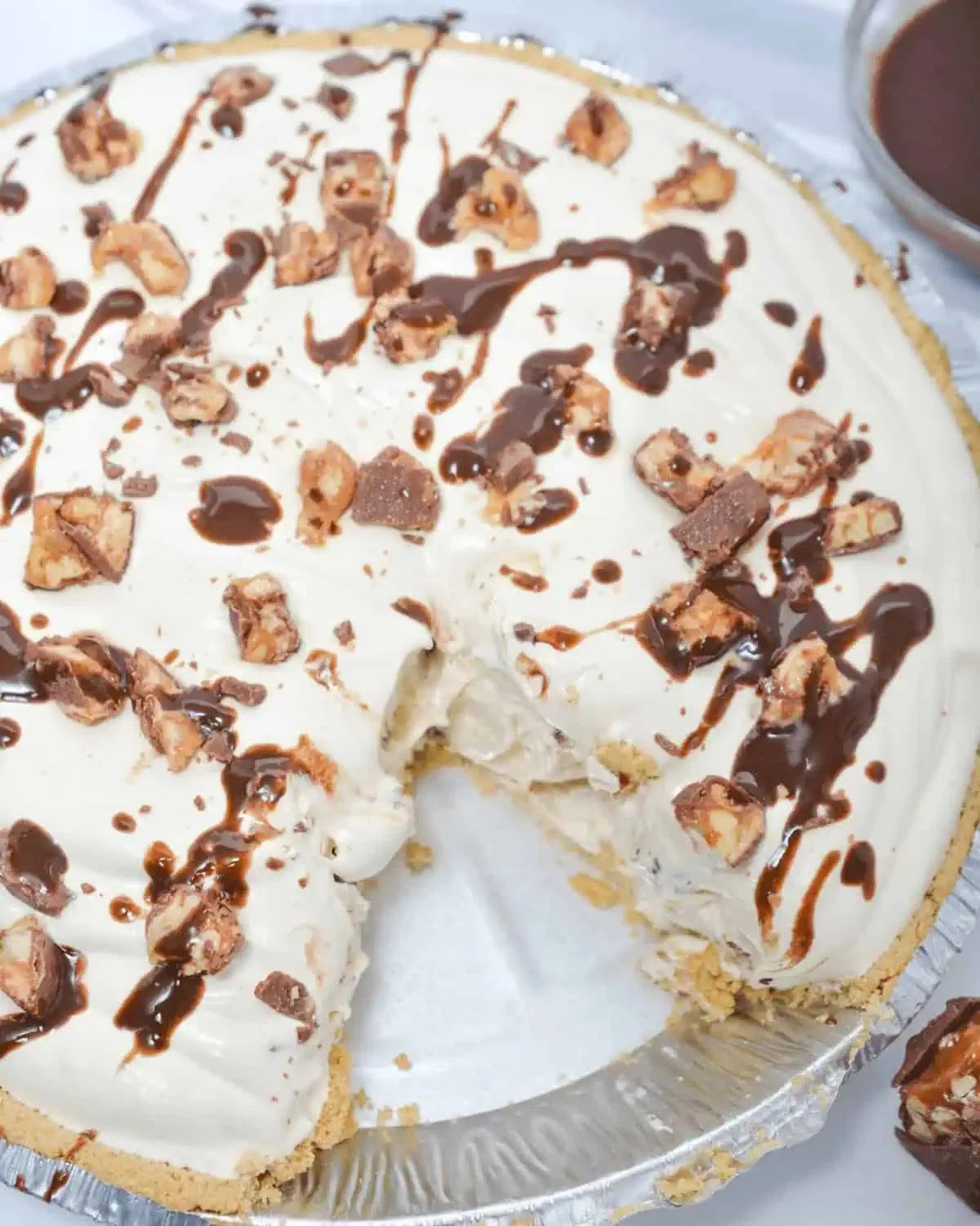 No Bake Snickers Pie