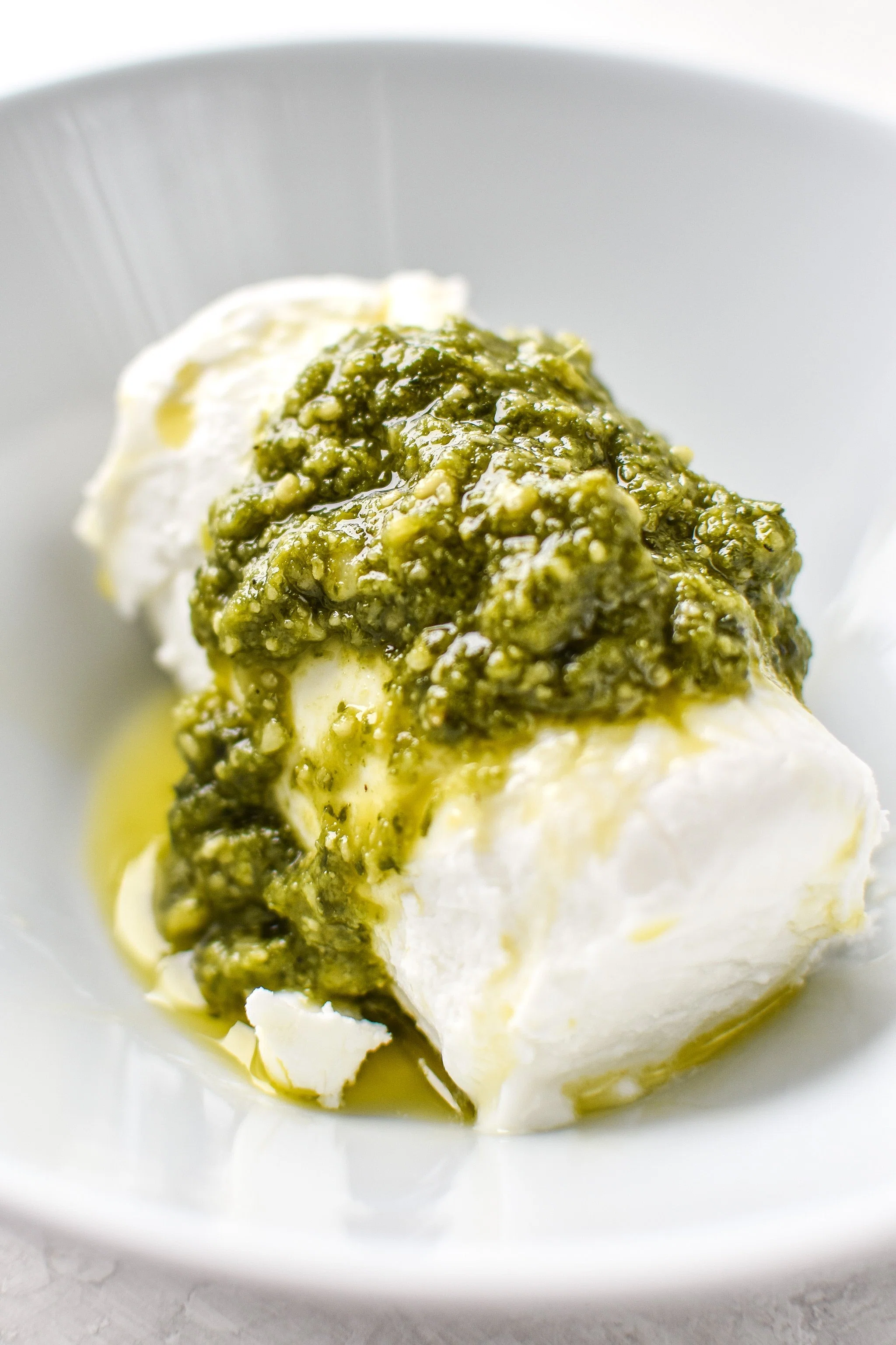 3-Ingredient Pesto Goat Cheese Dip