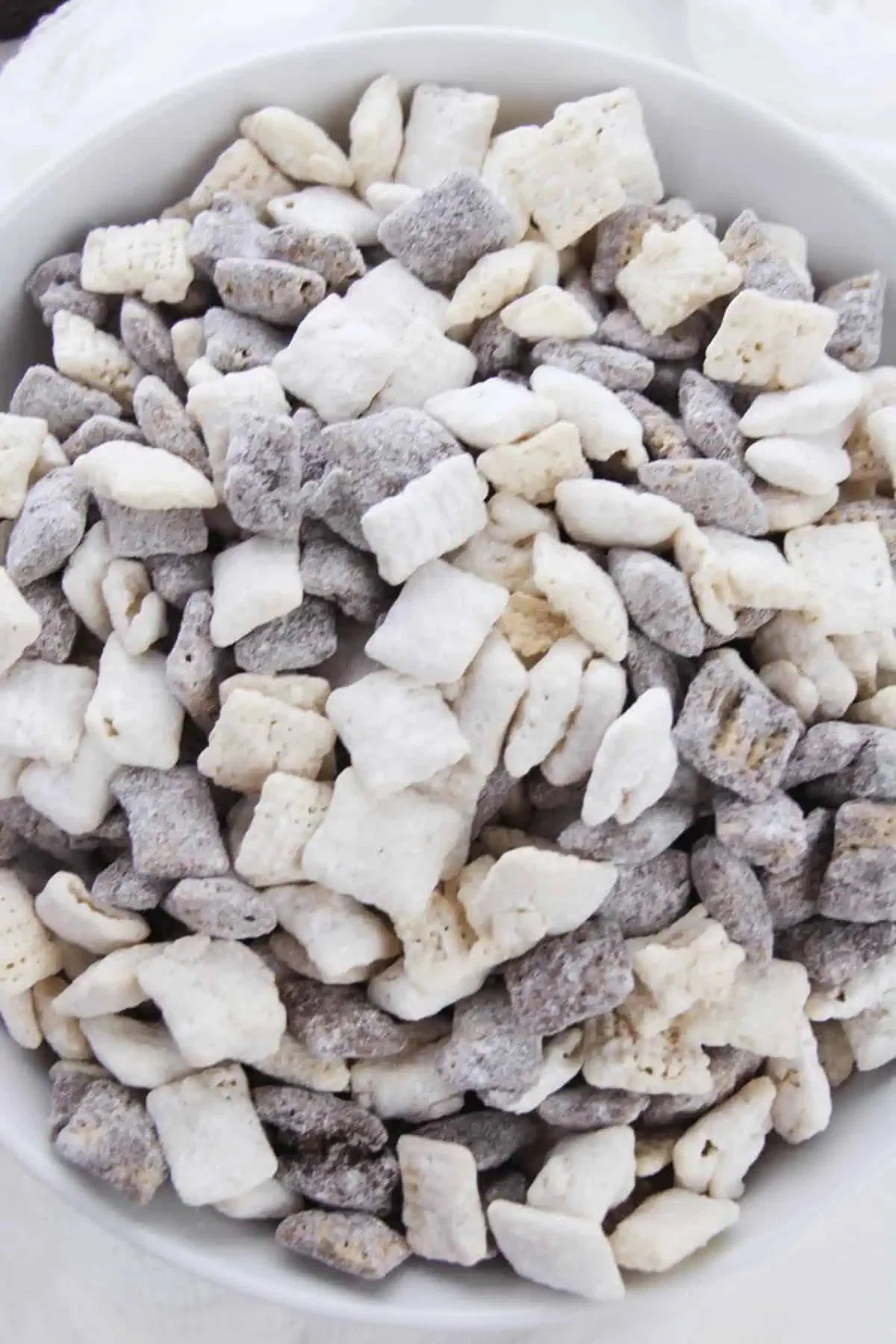 Cookies and Cream Chex Mix Muddy Buddies