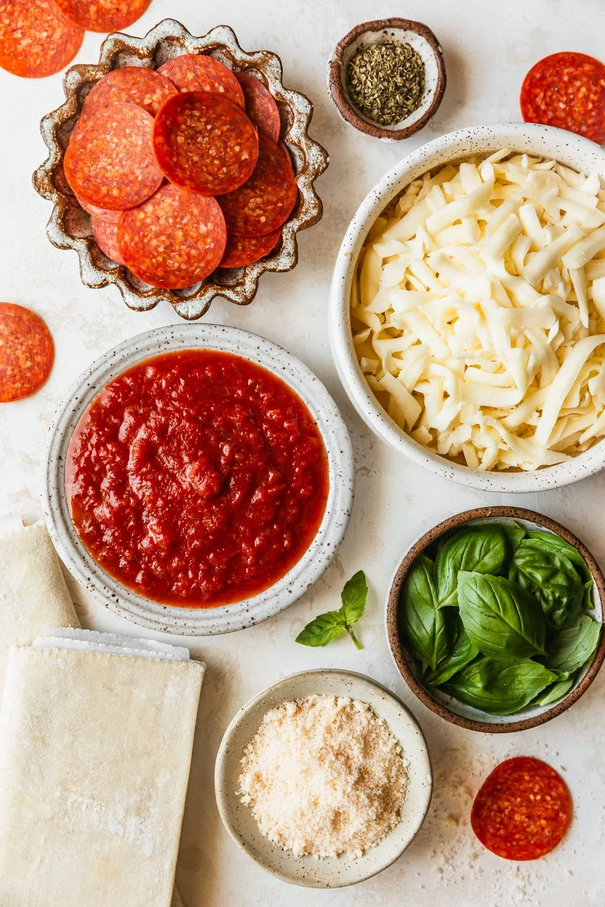 Savory Pizza Scrolls with Puff Pastry