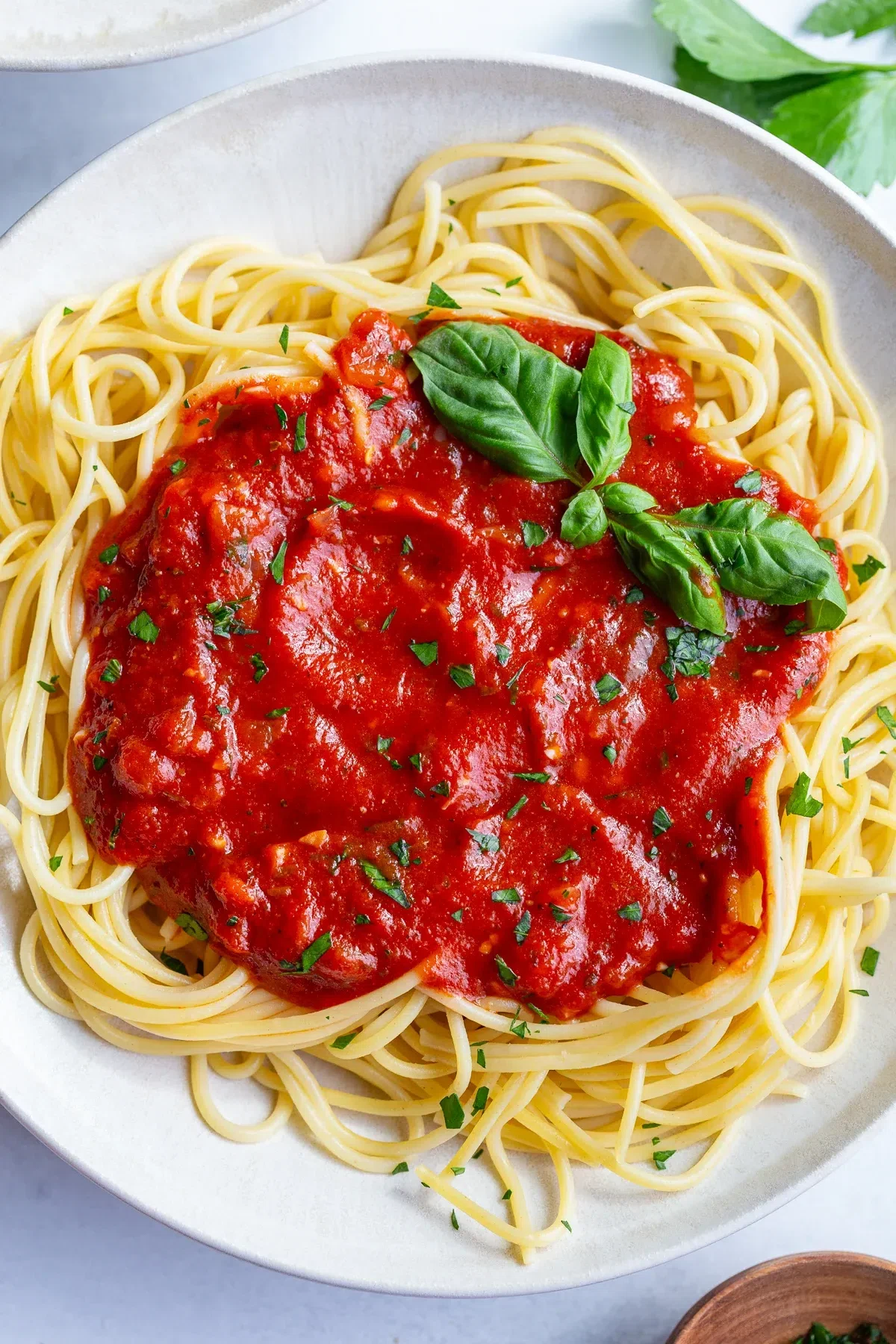 Easy Marinara Sauce (Ready in 20 Minutes)