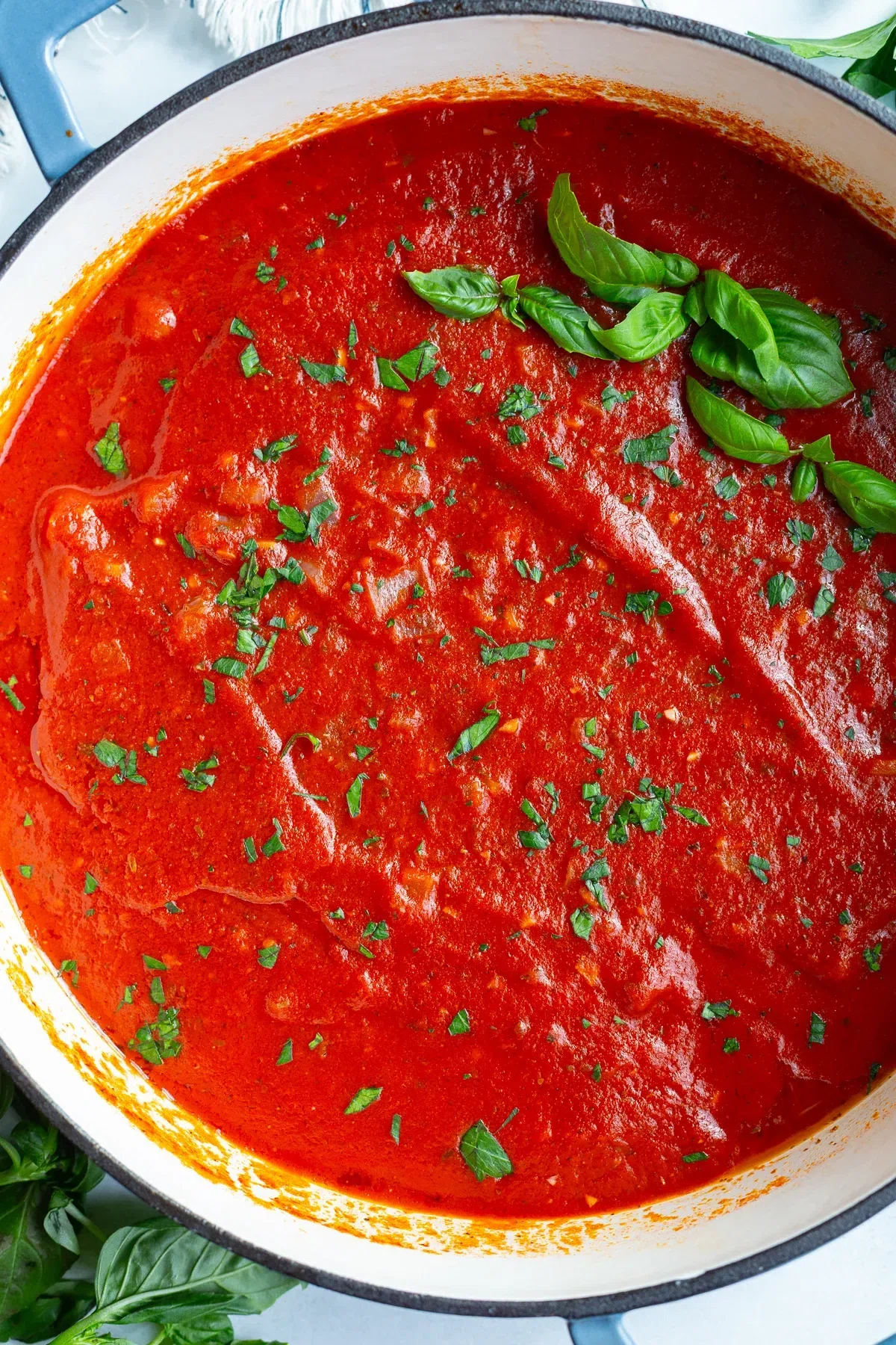 Easy Marinara Sauce (Ready in 20 Minutes)
