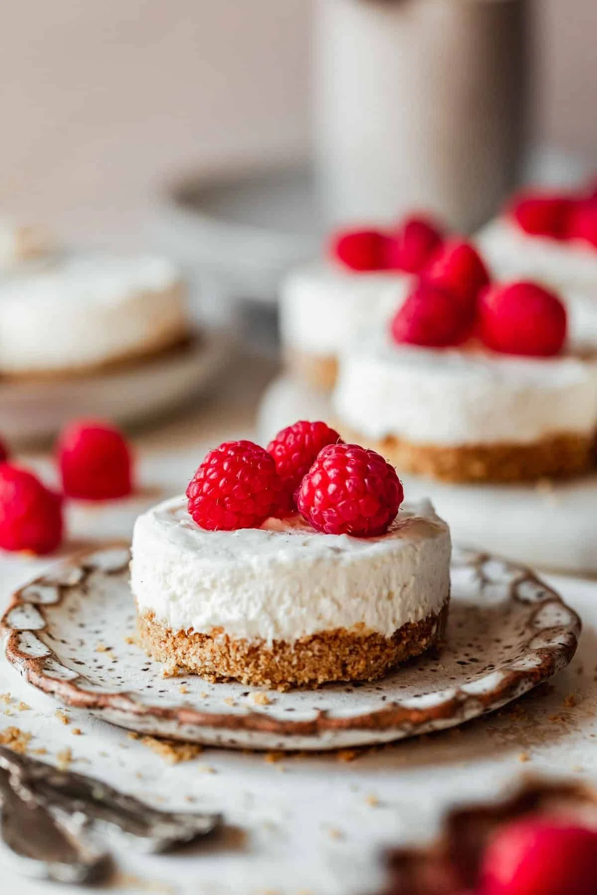 No Bake Mini Cheesecakes