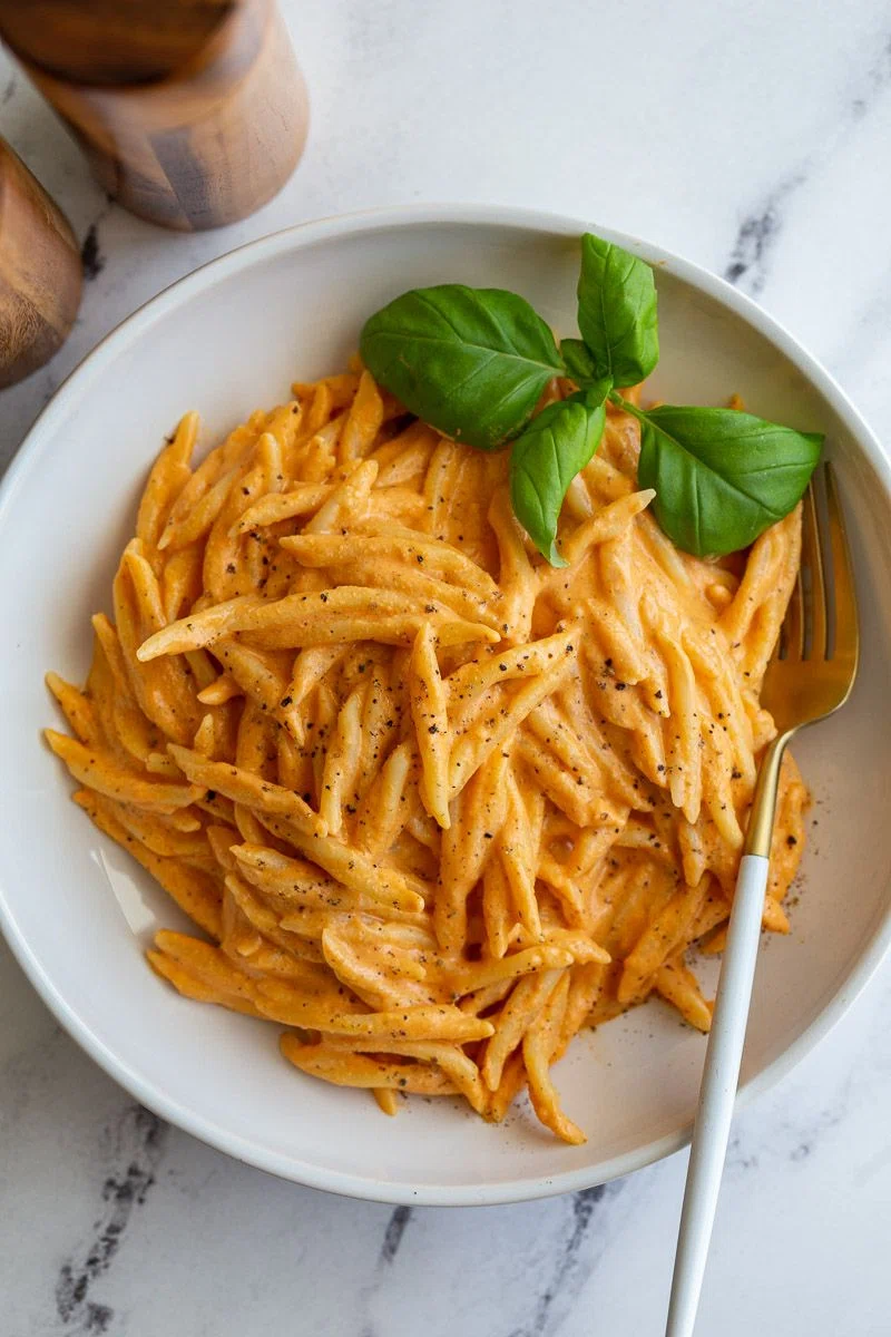 Roasted Red Pepper Tofu Pasta