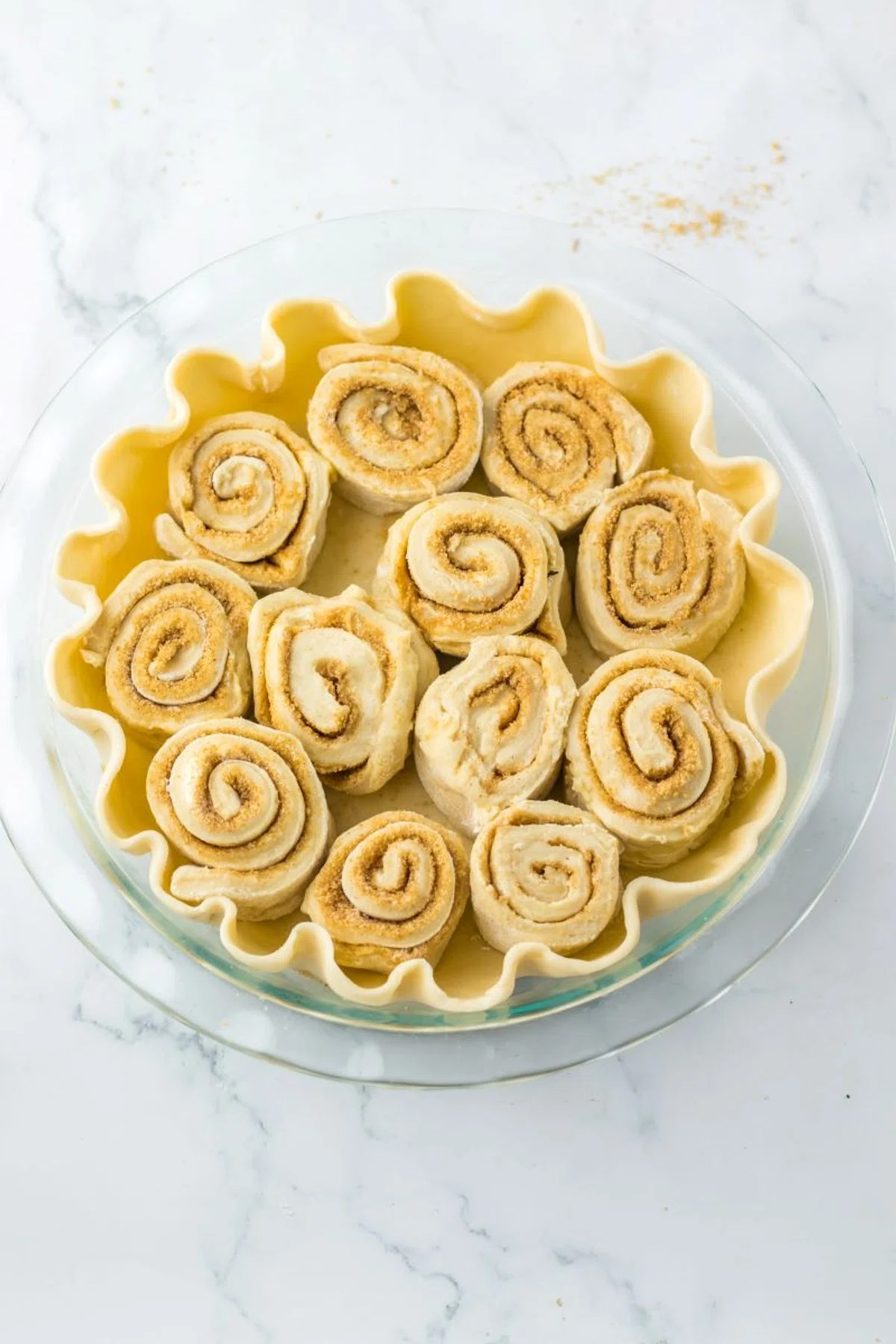 Cinnamon Roll Pie