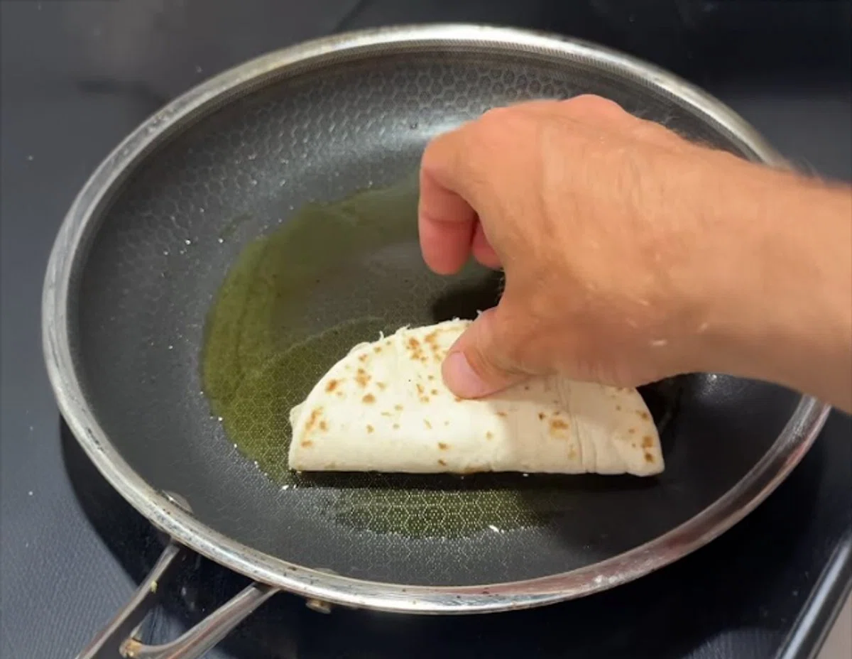 High-Protein Shredded Chicken Mini Tacos