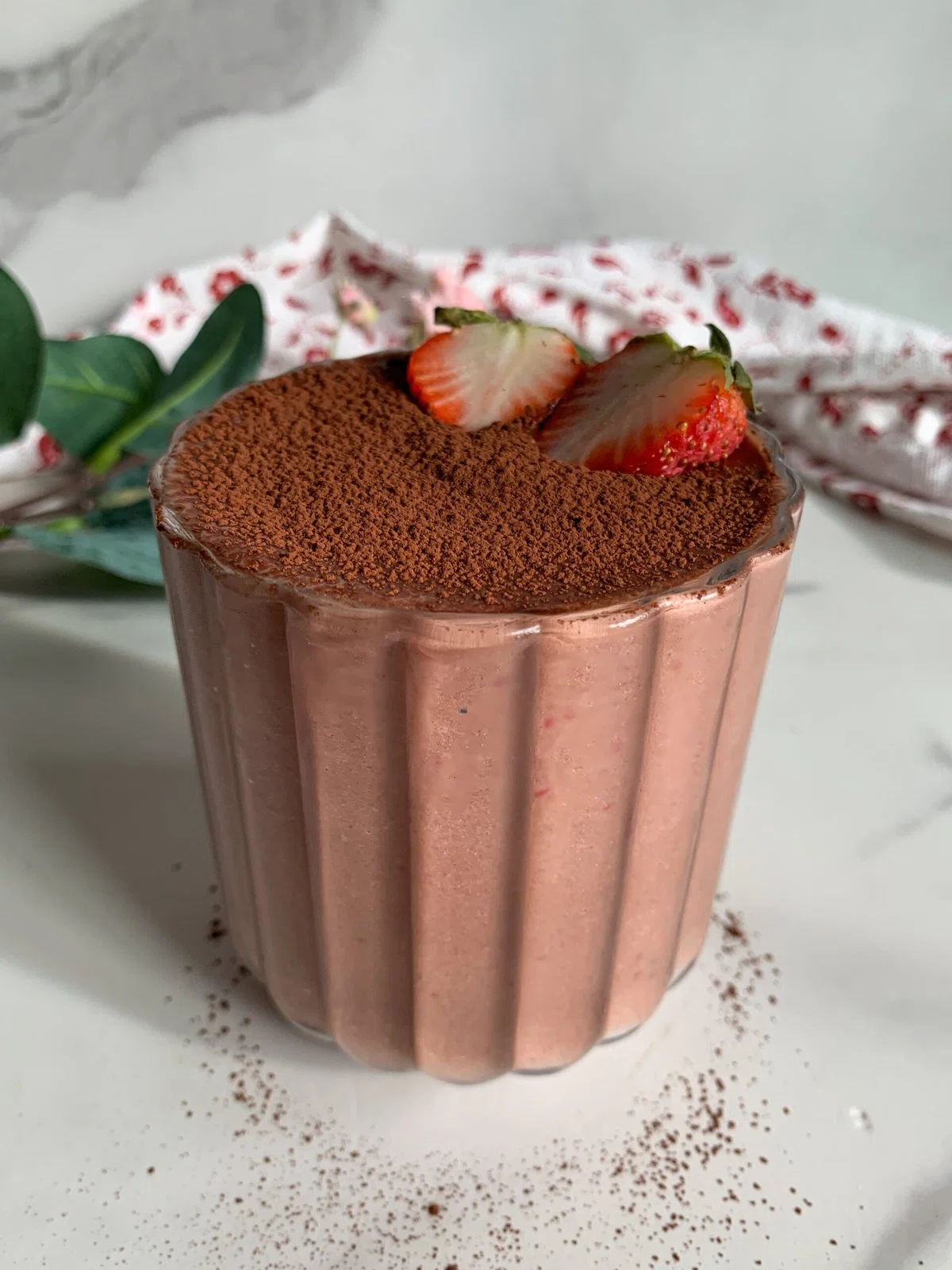 Chocolate Covered Strawberry Smoothie
