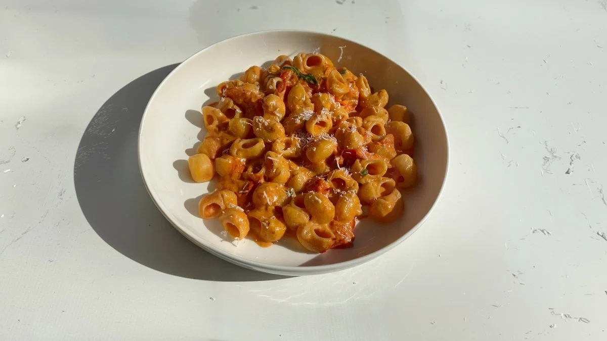 Creamy Tomato Burst Pasta