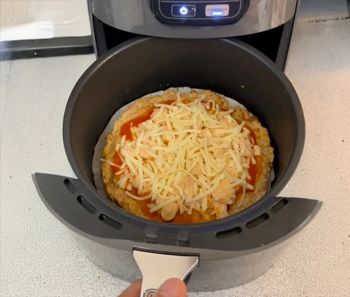High Protein Chicken Buffalo Pizza