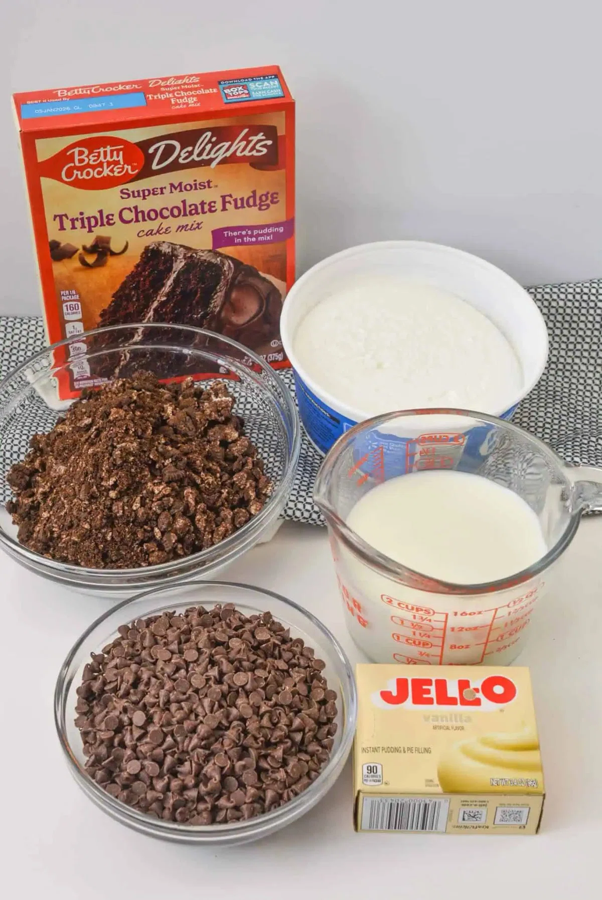 Oreo Dump Cake